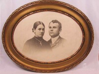 Autor-neurčen, , Atelier Vraný, Nový Bydžov starý fotografie - starý dřevěný oválný rám, 0